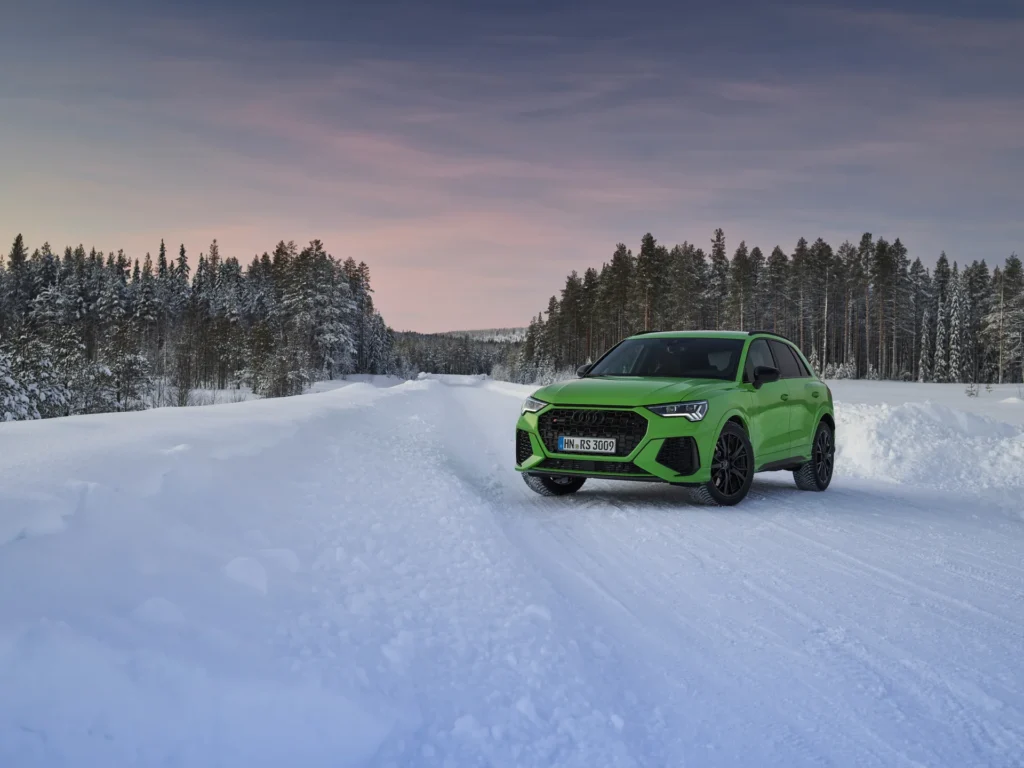 Audi Rs Q3 02 | Apersa