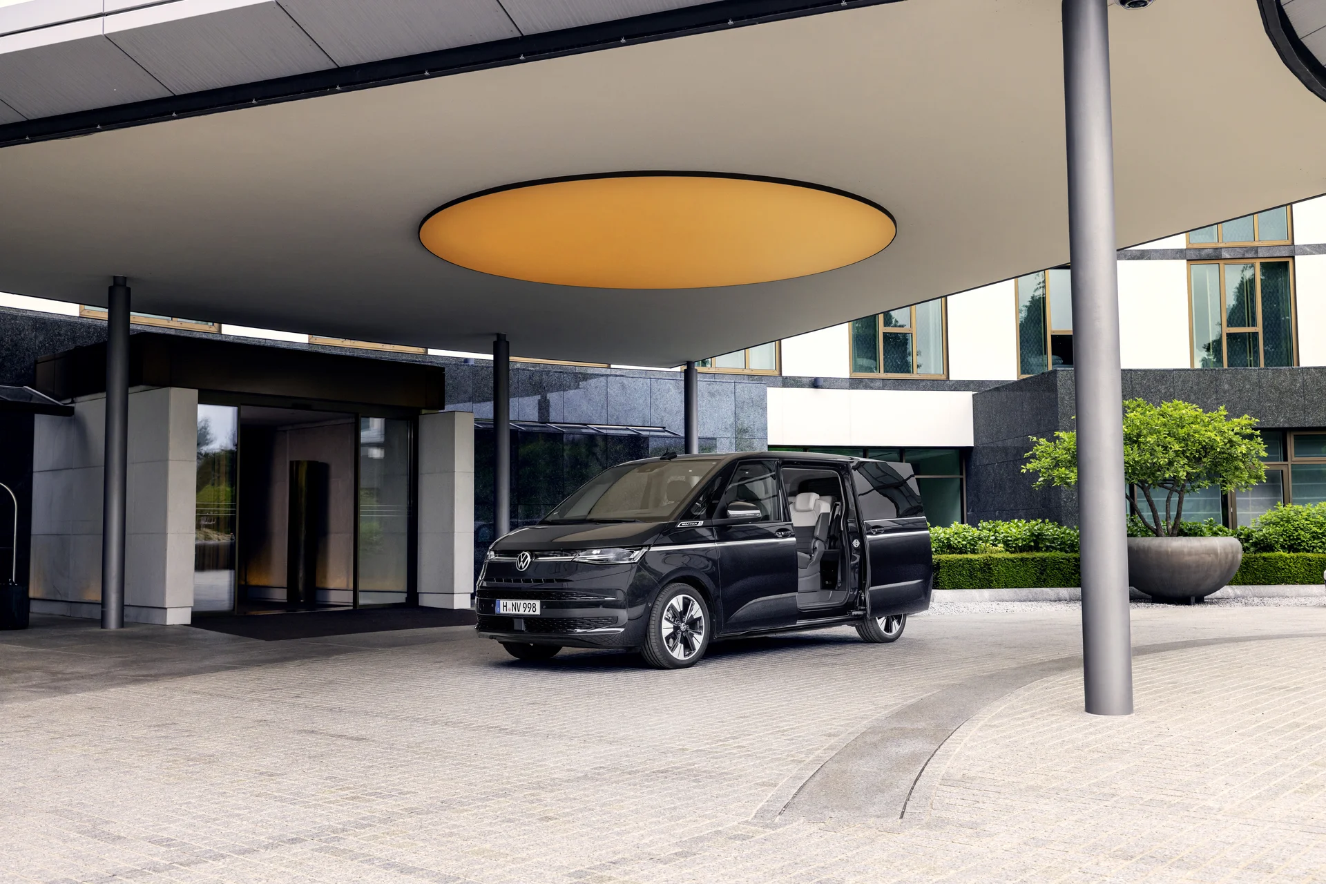 Volkswagen Multivan | Monovolumen Premium en Apersa
